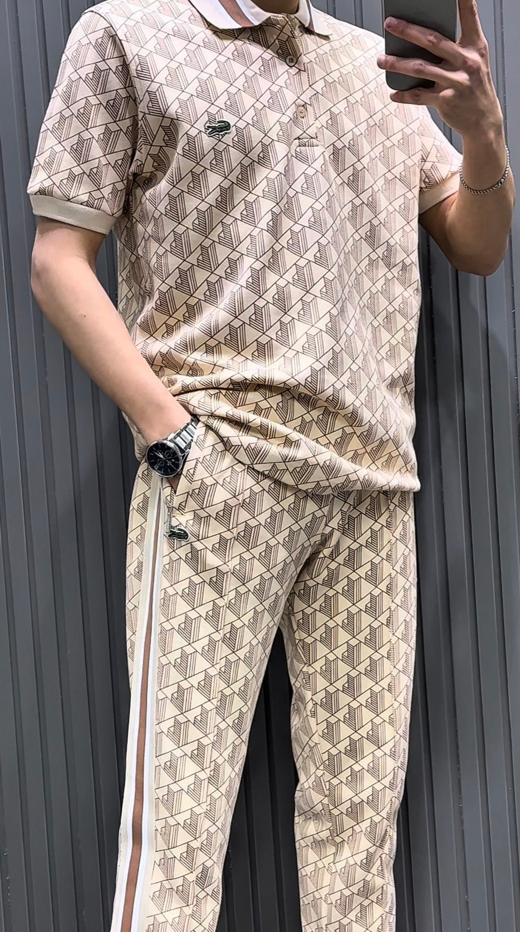 LACOSTE MONOGRAM EŞOFMAN TAKIMI
