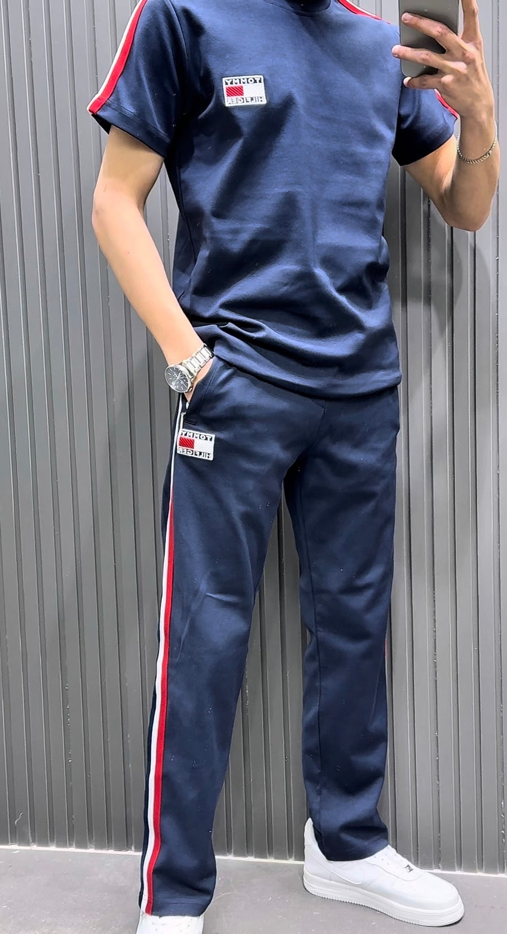 TOMMY HİLFİGER EŞOFMAN TAKIMI