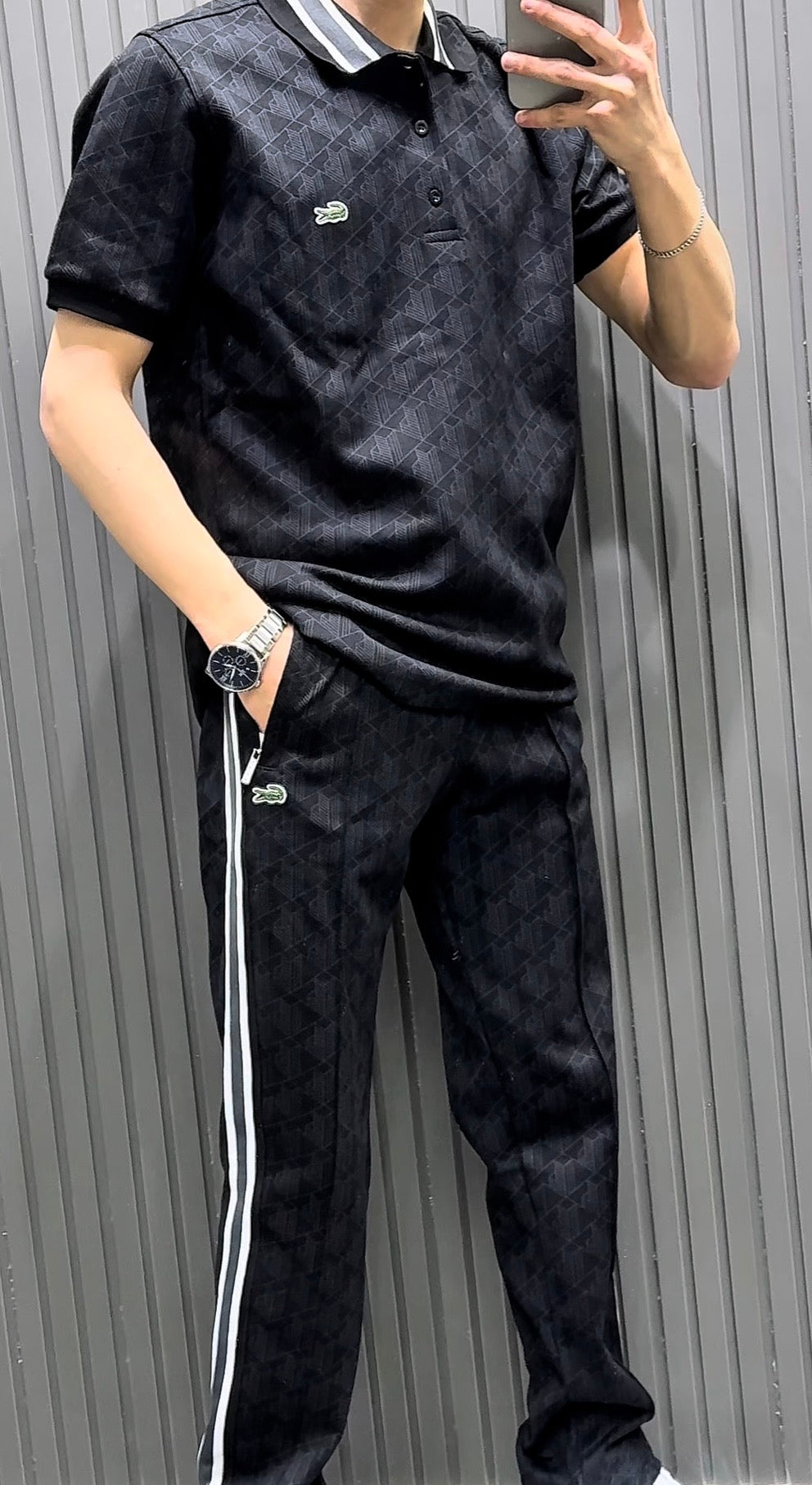 LACOSTE MONOGRAM EŞOFMAN TAKIMI